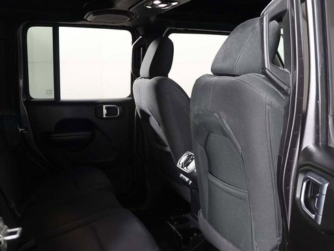 Used 2022 Jeep Wrangler Unlimited Sport image 24