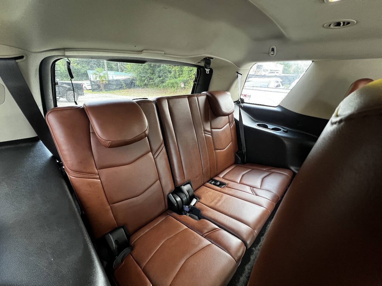 Used 2017 Cadillac Escalade Luxury w/ LPO, Radiant Package AWD/4WD image 14