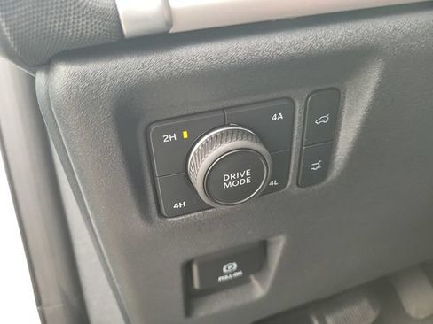Certified 2025 Ford Expedition Max Active AWD/4WD image 17