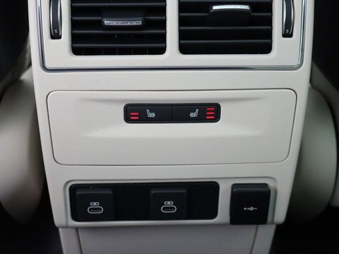 Used 2026 Jaguar F-PACE R-Dynamic S image 34