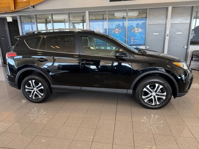 Used 2017 Toyota RAV4 LE w/ Carpet Mat Package AWD/4WD image 2