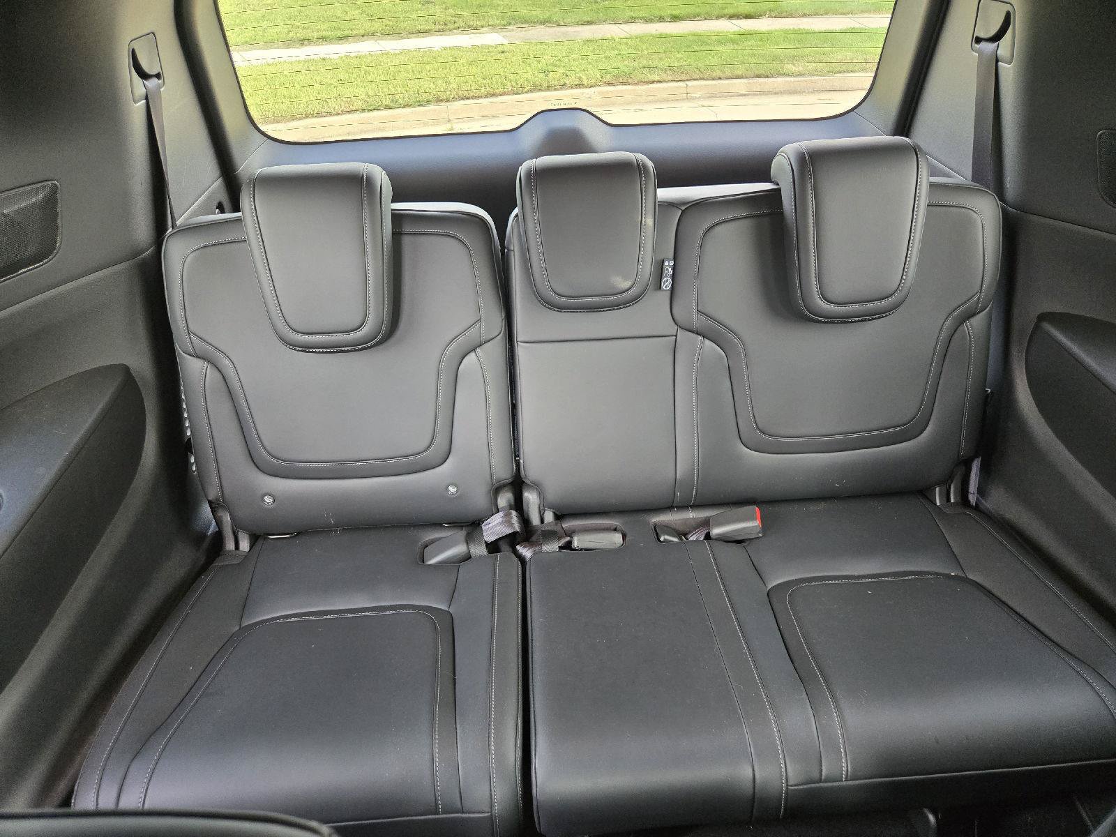 Used 2025 Nissan Armada PRO-4X AWD/4WD image 31