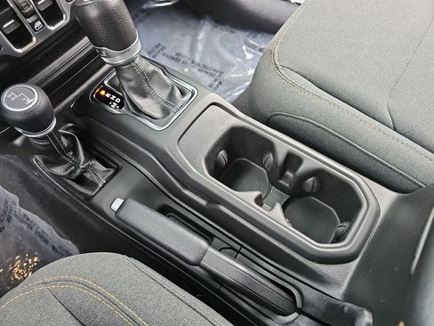 Certified 2024 Jeep Wrangler Sahara image 23