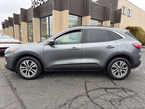 Used 2022 Ford Escape SEL image 8