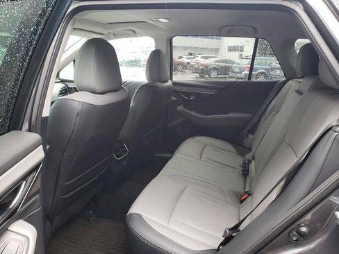 Used 2024 Subaru Outback Limited image 11