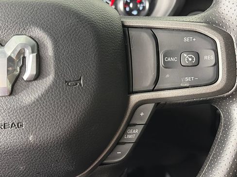 Used 2024 RAM 3500 Tradesman w/ Chrome Appearance Group AWD/4WD image 18