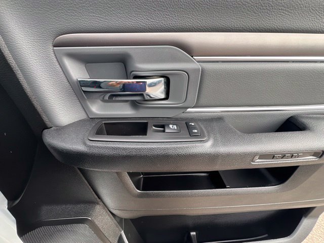 Used 2023 RAM 1500 Classic SLT w/ Electronics Group AWD/4WD image 32