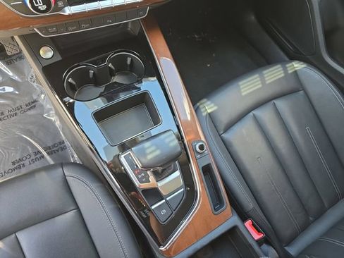 Used 2023 Audi A4 2.0T Premium w/ Convenience Package AWD/4WD image 27