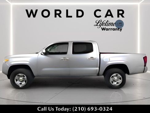 Used 2023 Toyota Tacoma SR AWD/4WD image 4
