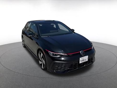 Used 2026 Volkswagen Golf S FWD image 13