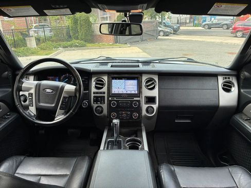 Used 2016 Ford Expedition Limited w/ Equipment Group 301A AWD/4WD image 16