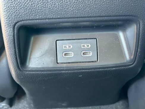 Used 2024 Toyota Corolla LE FWD image 21