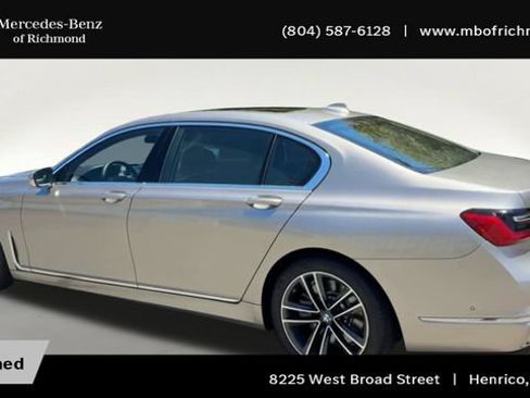 Used 2022 BMW 750i xDrive w/ Executive Package AWD/4WD image 8