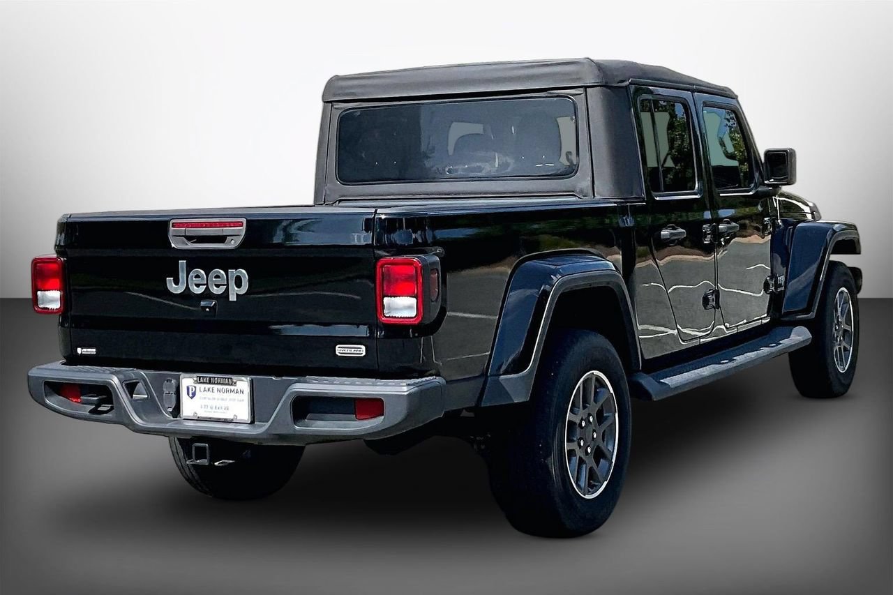 Certified 2020 Jeep Gladiator Overland w/ Trailer Tow Package AWD/4WD image 8