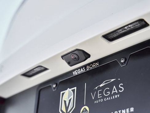 Used 2025 Porsche Macan GTS image 13