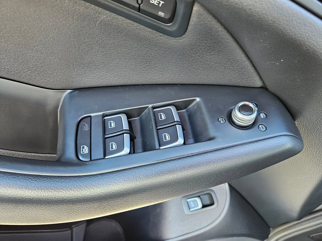 Used 2014 Audi Q5 2.0T Premium Plus AWD/4WD image 18