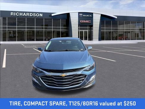 Used 2024 Chevrolet Malibu LS w/ LPO, Floor Liner Package image 4