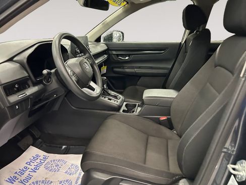 Certified 2025 Honda CR-V LX image 9