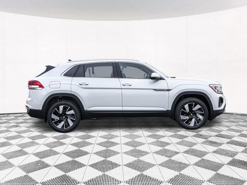 New 2026 Volkswagen Atlas Cross Sport SEL AWD/4WD image 15