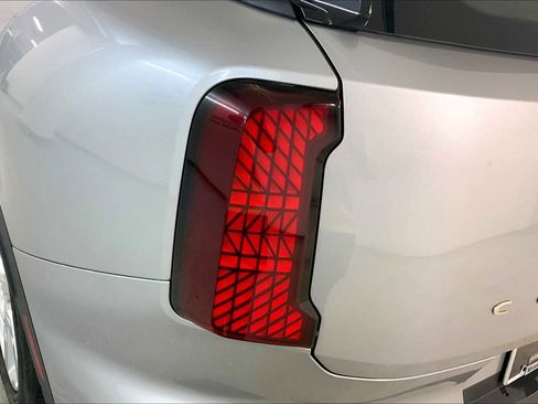 Certified 2025 MINI Cooper Countryman S image 28