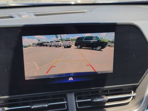 Used 2024 Chevrolet Trax LT FWD image 24