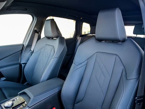 Used 2026 BMW X3 xDrive30 w/ Premium Package image 19