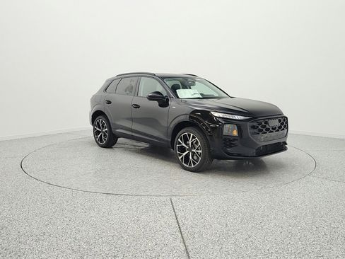 New 2026 Audi Q3 quattro 2.0T image 3