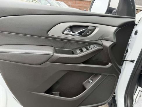 Certified 2023 Chevrolet Traverse LT AWD/4WD image 18