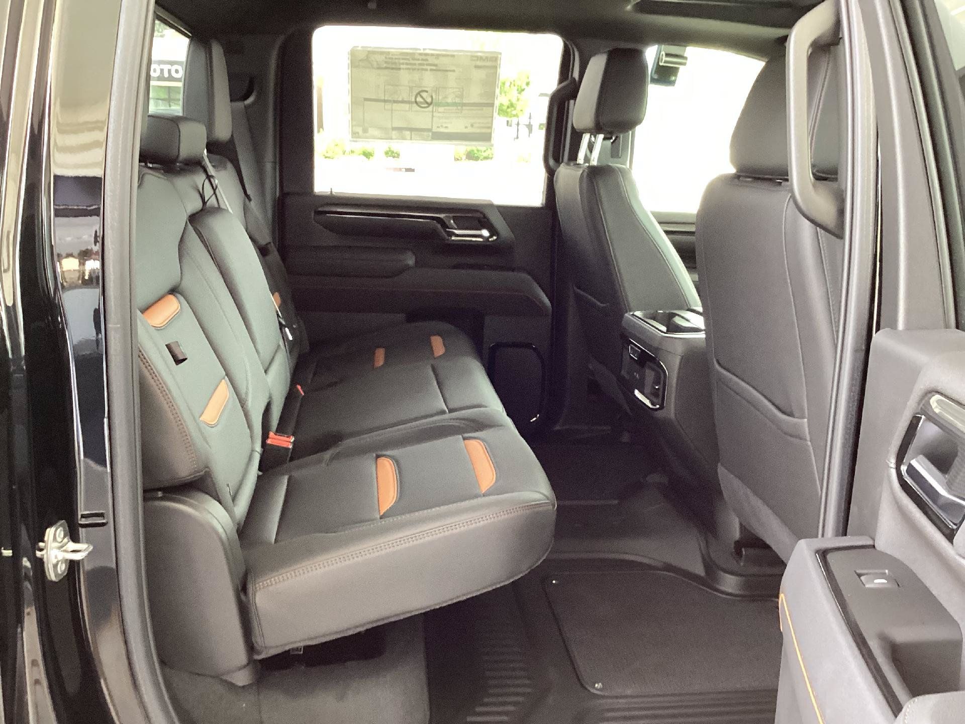 New 2025 GMC Sierra 2500 AT4 w/ Max Trailering Package AWD/4WD image 16