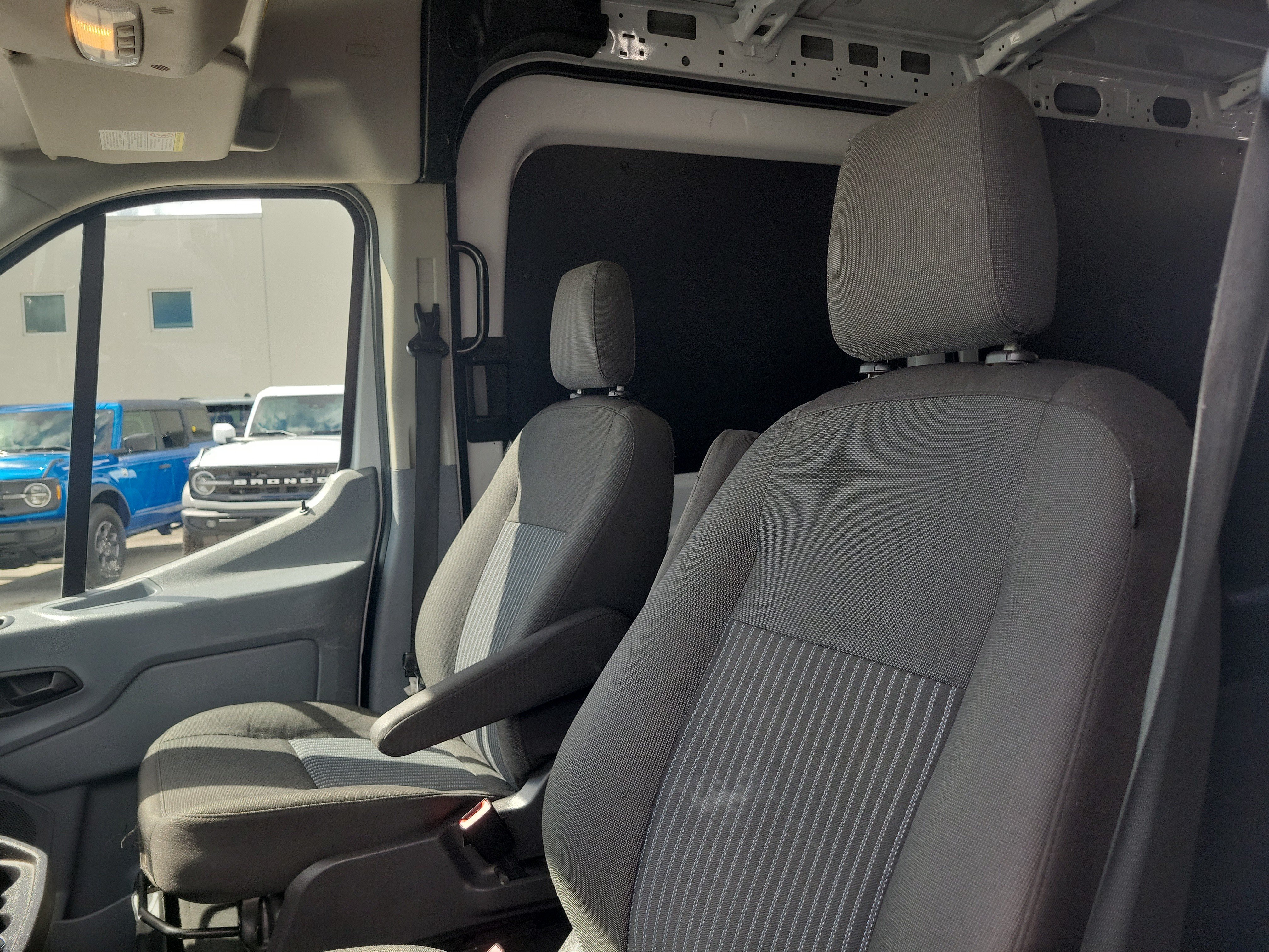 Used 2019 Ford Transit 250 148 Medium Roof w/ Interior Upgrade Package RWD image 18