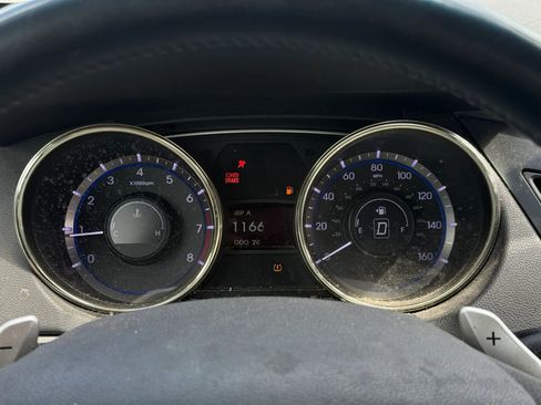 Used 2011 Hyundai Sonata SE FWD image 12
