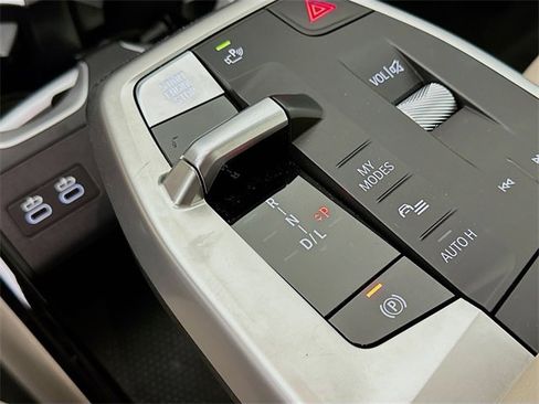 Used 2025 BMW X1 xDrive28i w/ Convenience Package image 25