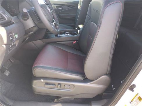 New 2026 Honda Ridgeline Black Edition image 4