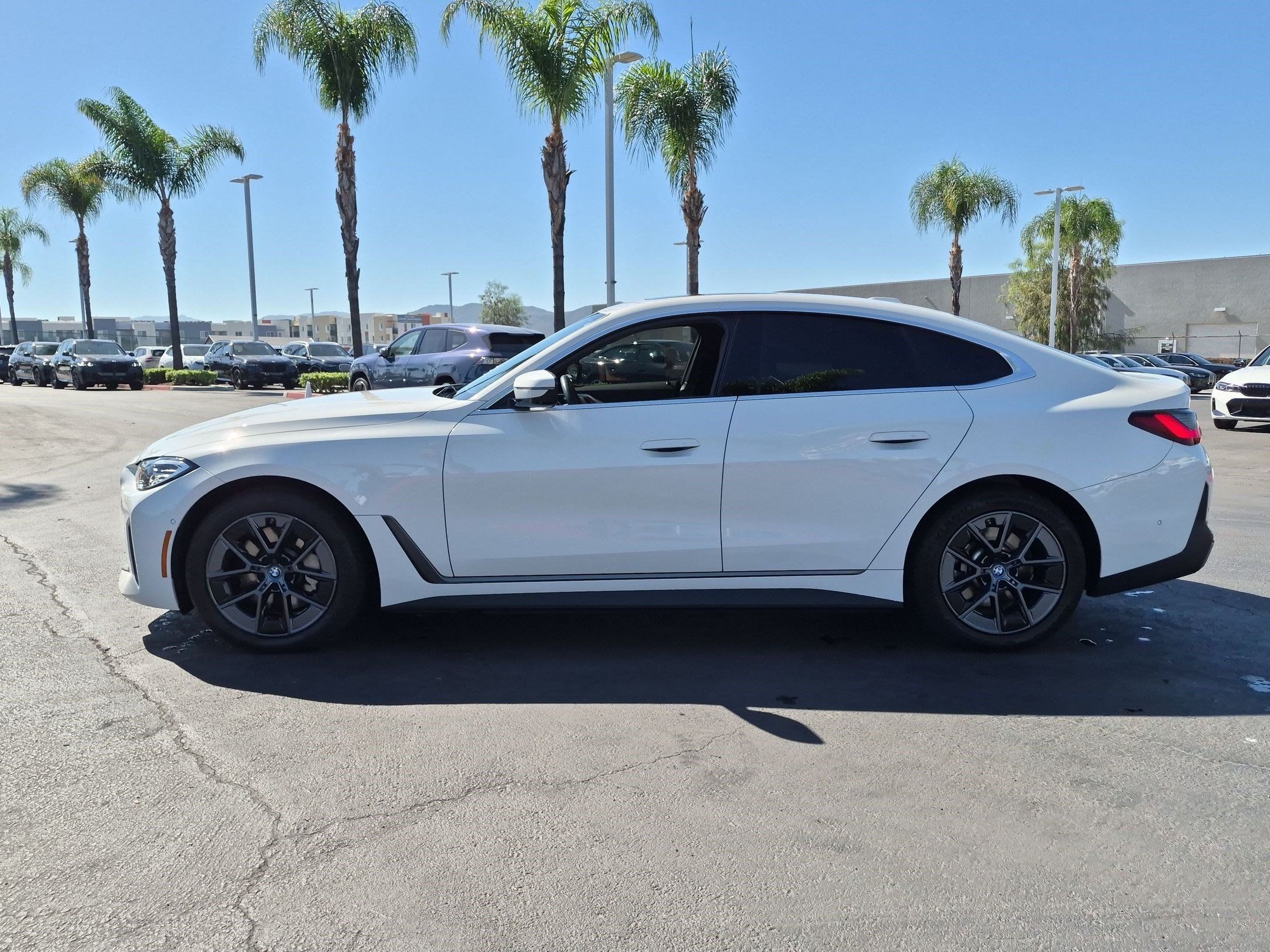 Certified 2024 BMW i4 eDrive35 w/ Premium Package RWD image 7