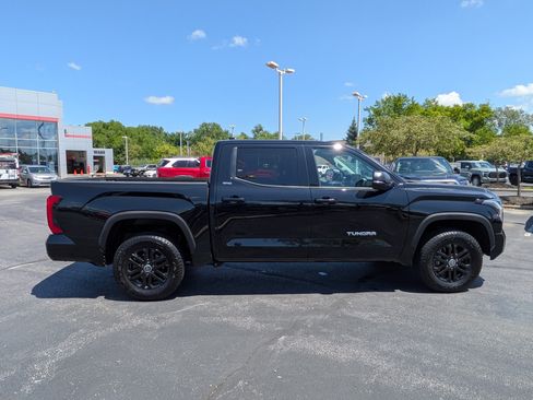 Used 2023 Toyota Tundra SR5 w/ SR5 Premium Package AWD/4WD image 9