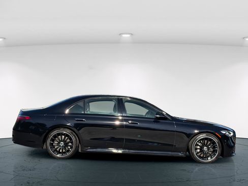 Used 2025 Mercedes-Benz S 580 4MATIC Sedan image 8