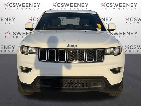 Used 2020 Jeep Grand Cherokee Laredo image 8