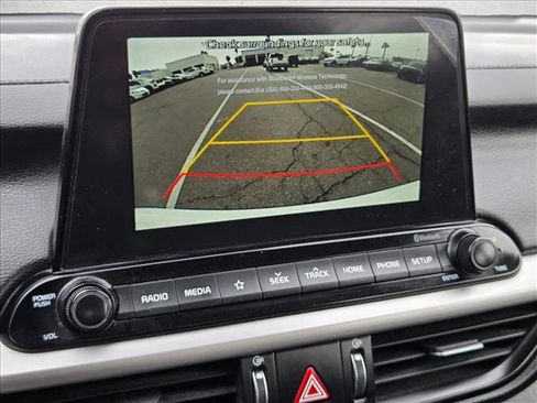 Used 2021 Kia Forte FE image 12