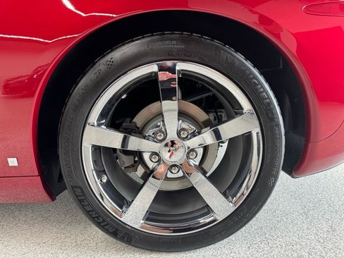 Used 2009 Chevrolet Corvette Coupe w/ Preferred Equipment Group RWD image 27