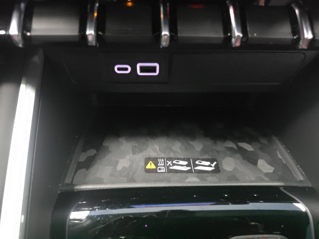 Certified 2024 Chevrolet Colorado Z71 w/ Z71 Convenience Package 2 AWD/4WD image 23