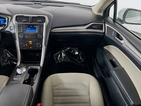 Used 2018 Ford Fusion S FWD image 21