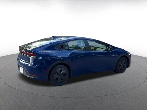 Used 2025 Toyota Prius LE image 14