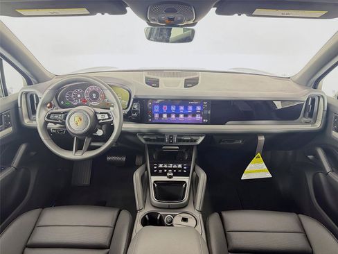 New 2026 Porsche Cayenne AWD/4WD image 15