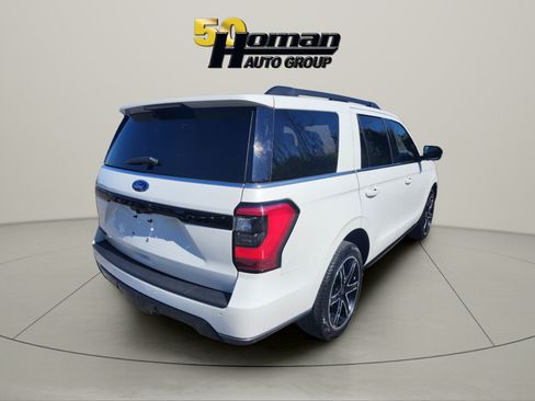 Used 2021 Ford Expedition Limited AWD/4WD image 5