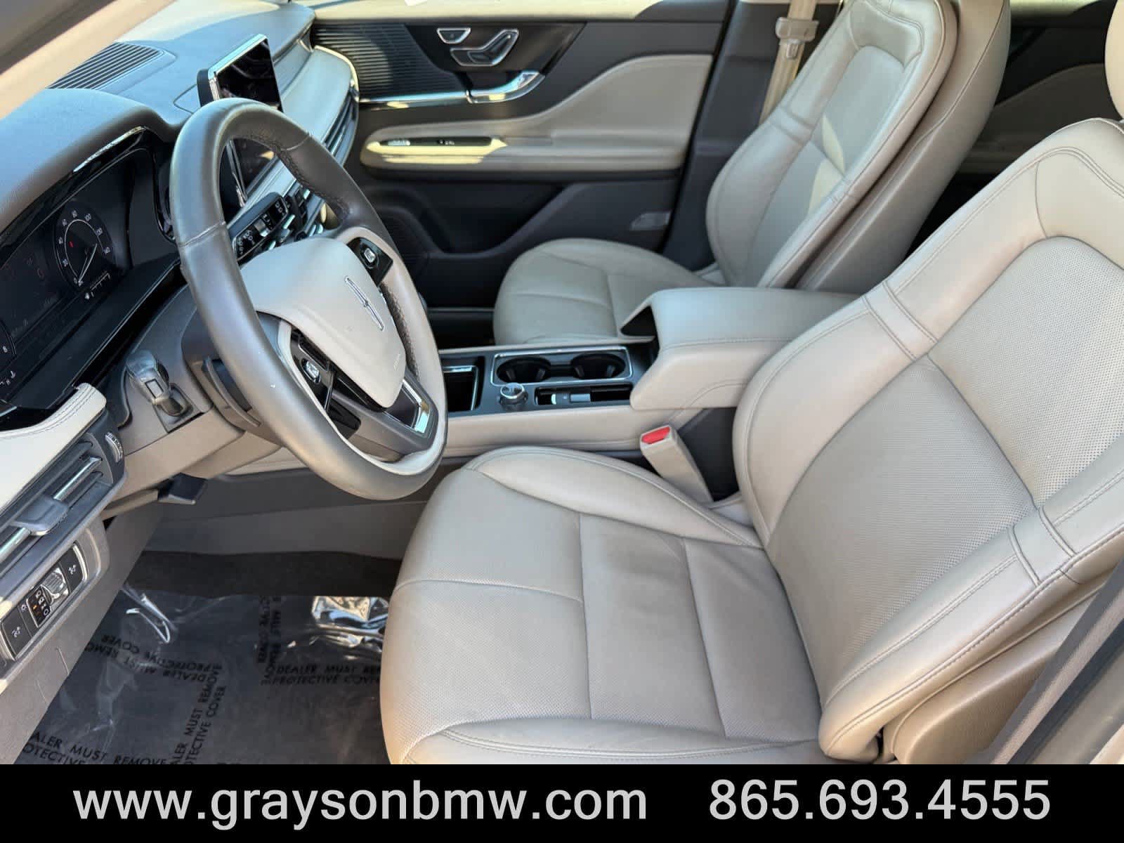 Used 2020 Lincoln Corsair FWD w/ Premium Package image 11