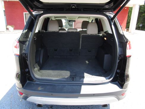 Used 2016 Ford Escape SE w/ SE Leather Comfort Package FWD image 25