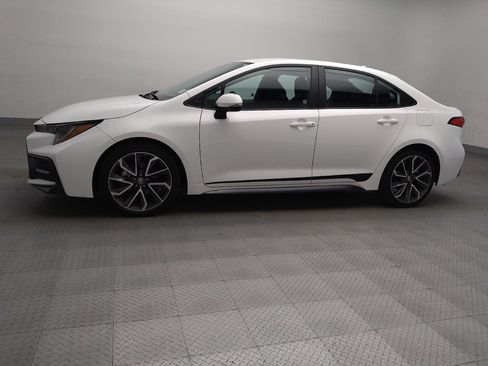 Used 2022 Toyota Corolla SE image 2