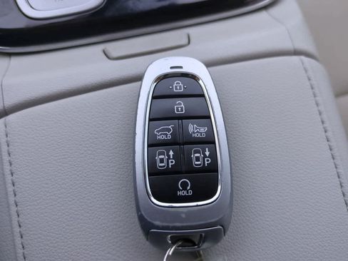 Used 2022 Hyundai Tucson Limited AWD/4WD image 29