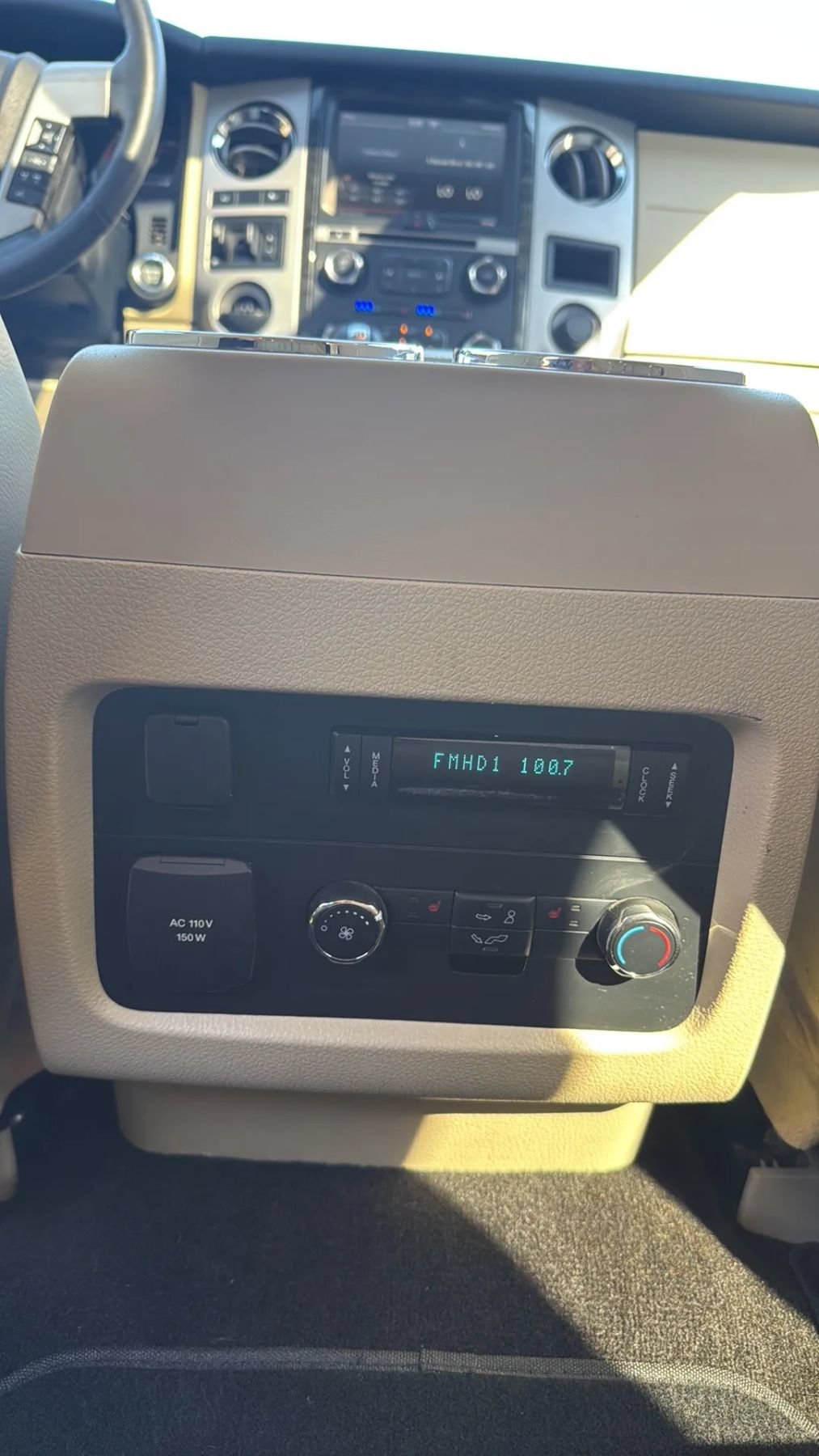 Used 2015 Ford Expedition Limited w/ Equipment Group 301A RWD image 33