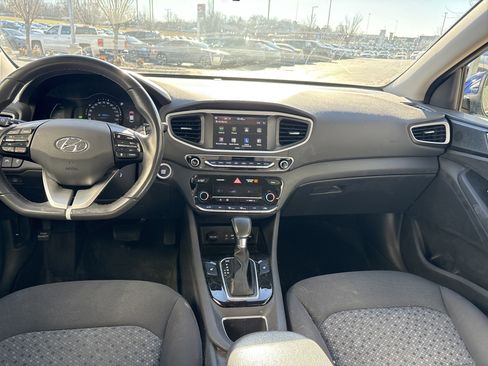 Used 2019 Hyundai Ioniq SEL image 27